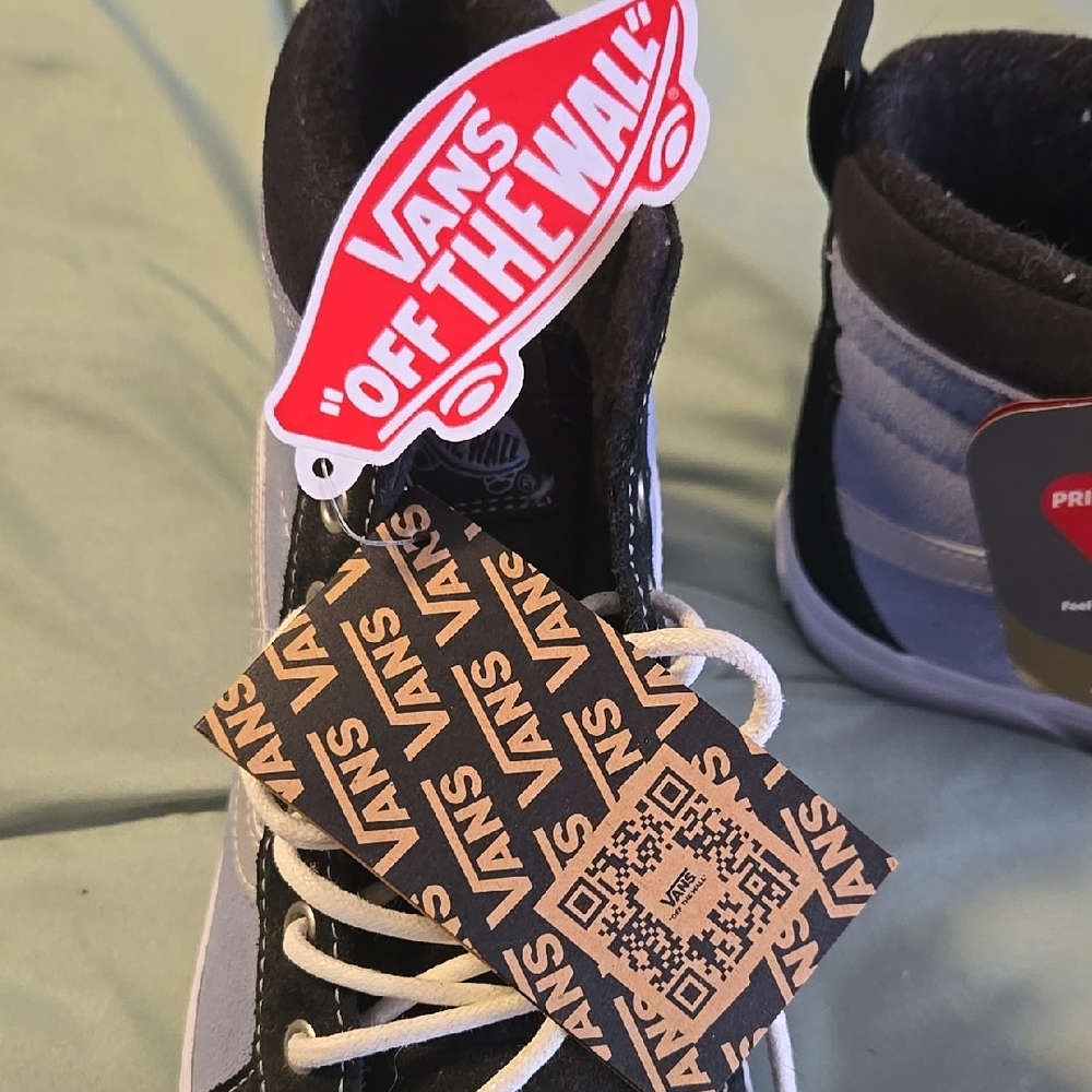 Vans High-Top Sneakers Black and Gray